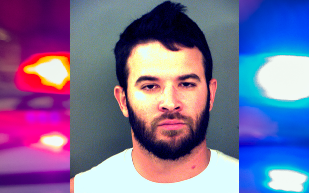 Arresto en El Paso: Conductor Desafía Cierre de Calle por Tubería Rota