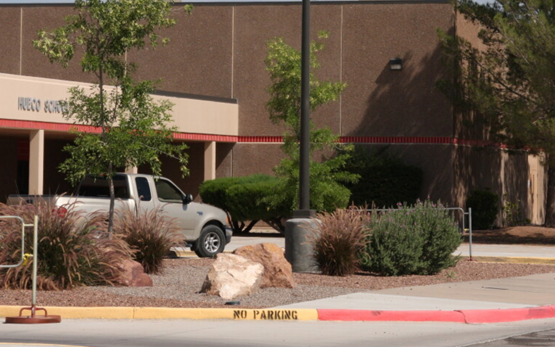 Escuela Primaria de El Paso Activa Protocolo de Seguridad Ante Olor Inusual y Humo