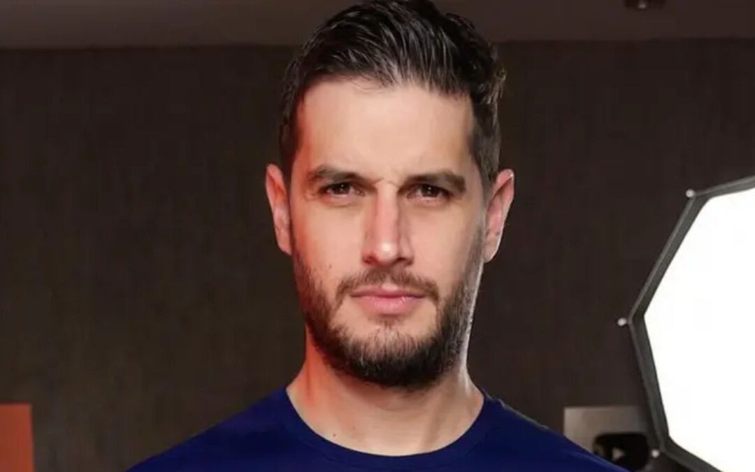 Adrián Marcelo Reflexiona sobre Su Salud Mental: ¿Psicópata o Sociópata?