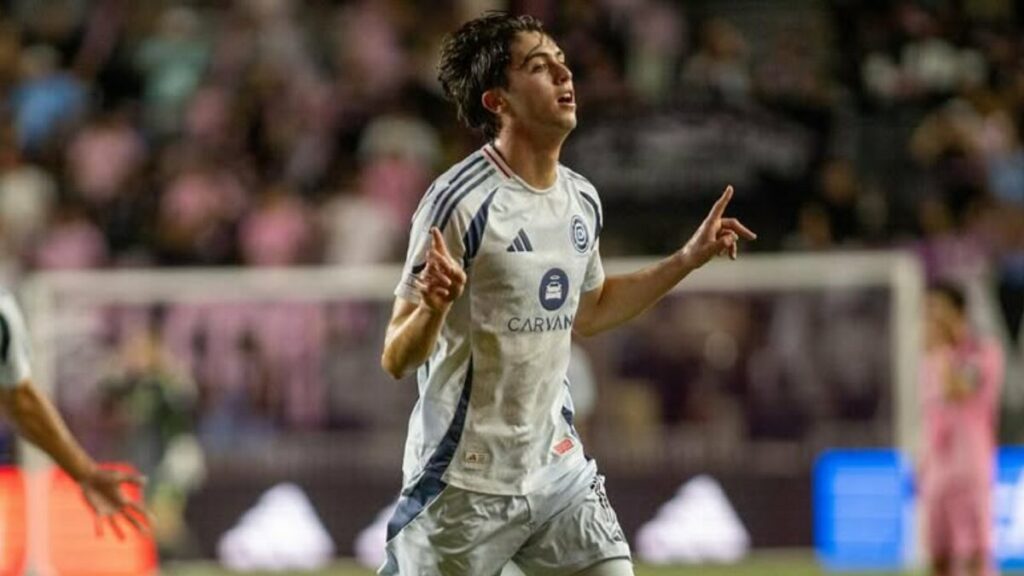 Chivas Refuerza su Plantel: Acuerdo con Chicago Fire por Brian Gutiérrez