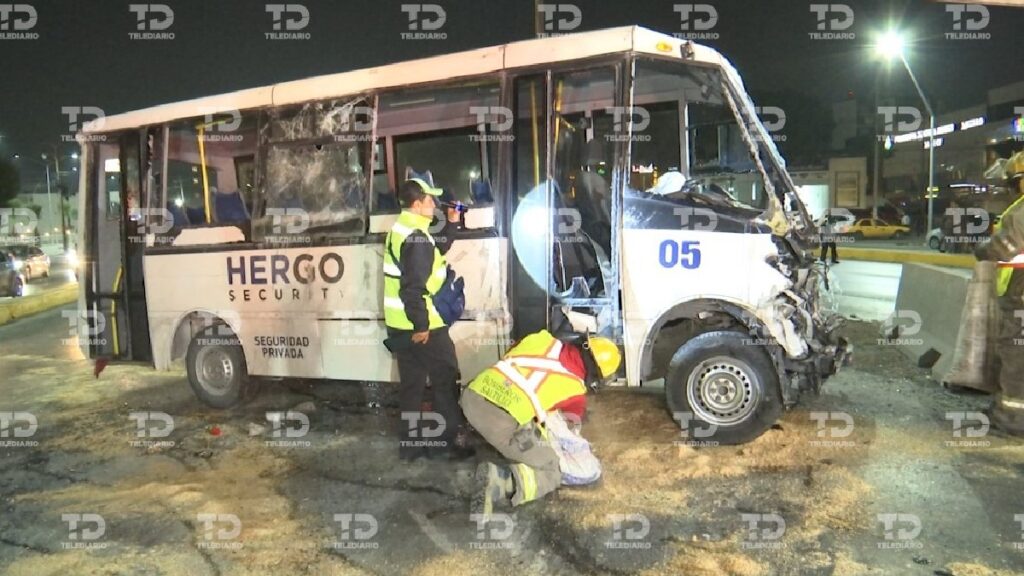 Volcadura en Saltillo deja 9 guardias de seguridad heridos al regresar del Parque Industrial Santa María