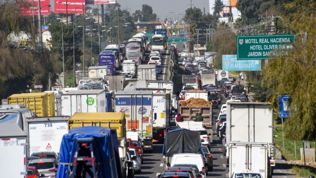 Hoy No Circula en CdMx y Edomex: Autos que No Pueden Circular el 7 de Diciembre de 2025