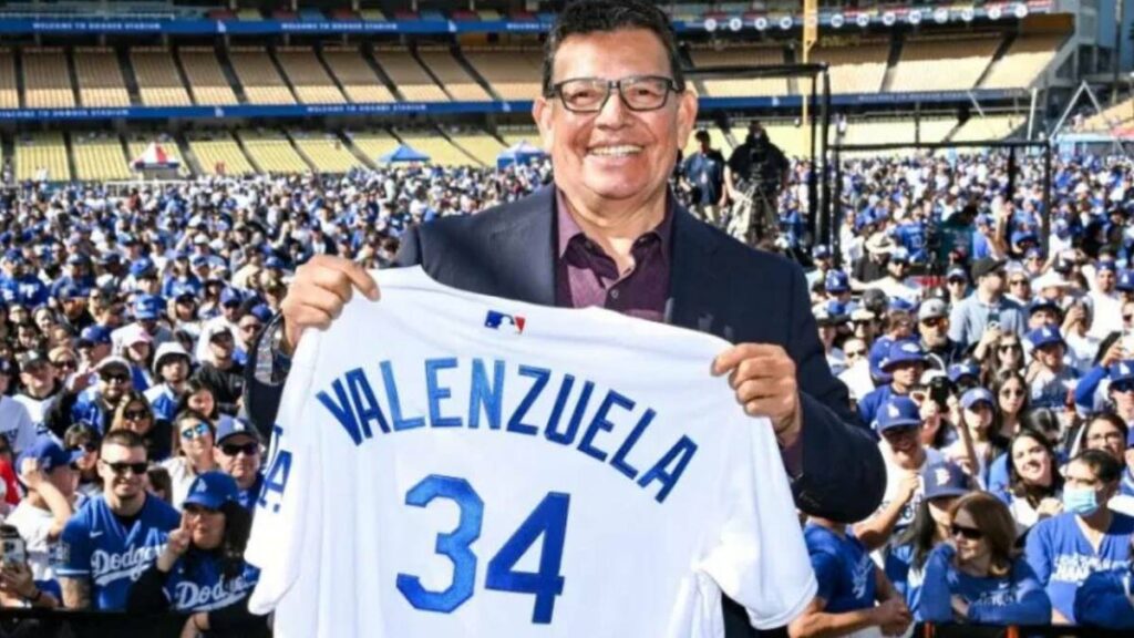 Salón de la Fama Reitera Negativa a Fernando Valenzuela: Un Golpe a la Leyenda del Beisbol