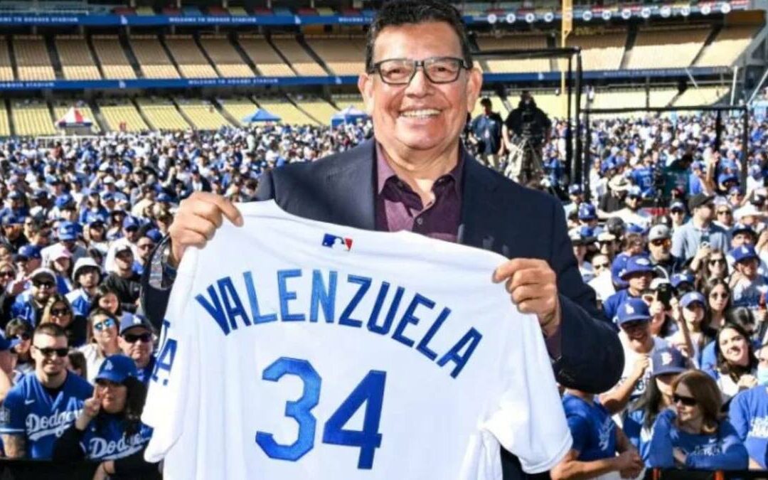 Salón de la Fama Reitera Negativa a Fernando Valenzuela: Un Golpe a la Leyenda del Beisbol