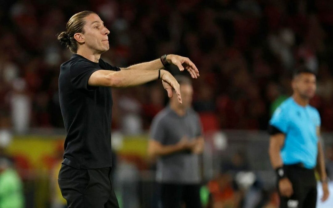 Cruz Azul: Filipe Luís destaca al mejor jugador mientras Flamengo lo observa