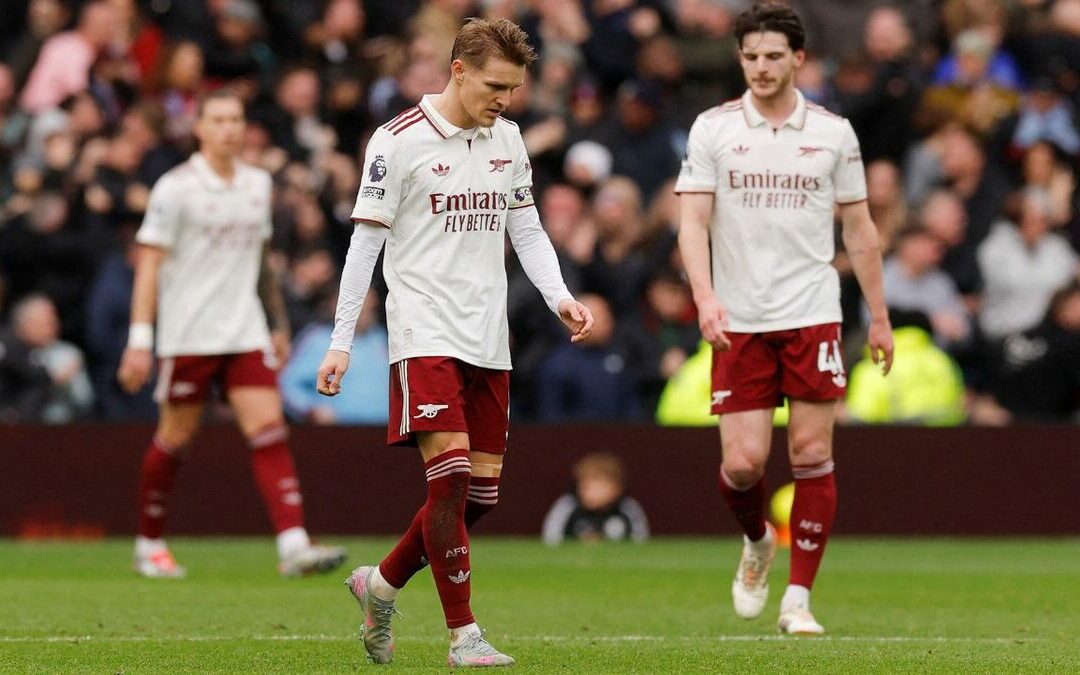 Aston Villa Sorprende al Arsenal y Revitaliza la Competencia en la Premier League