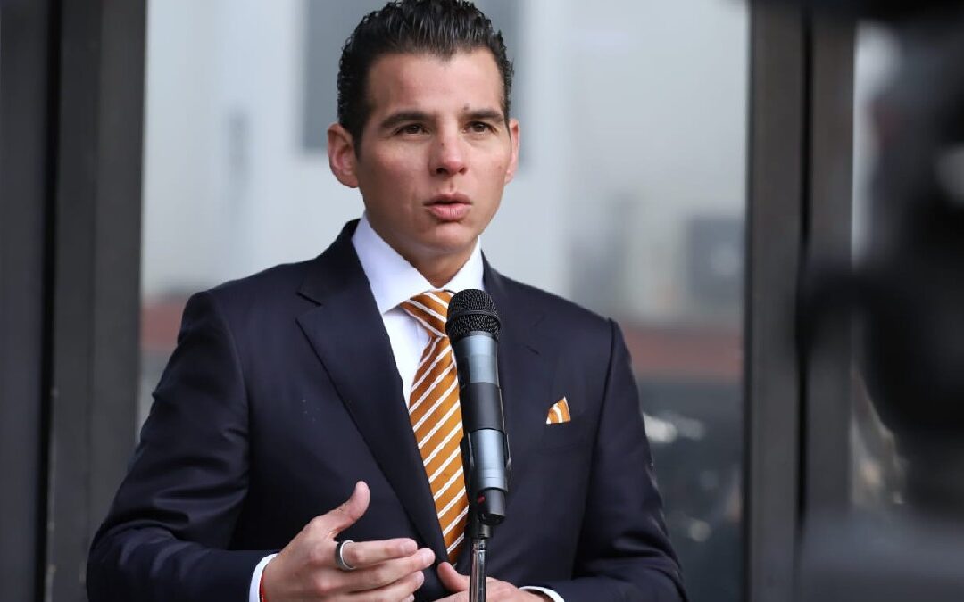 Miguel Flores Solicita Contrapropuesta al Congreso de Nuevo León tras Rechazo al Incremento en ISN