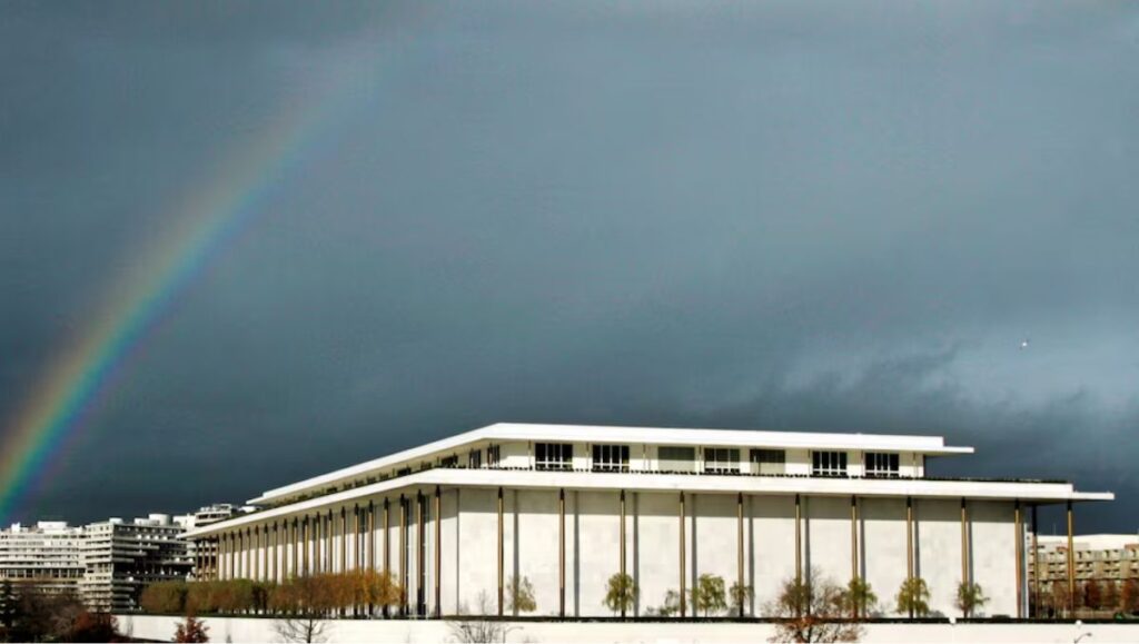 Descubre la historia detrás del mármol del Centro Kennedy: Preparativos para el Mundial 2026