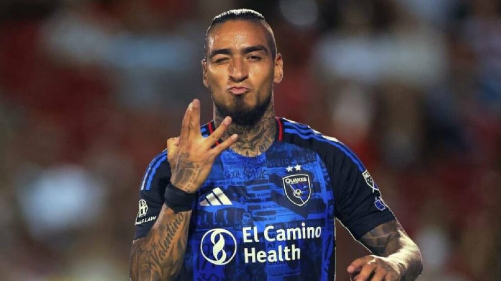 Chicho Arango y la Búsqueda de Pumas por un Delantero Estelar en la Liga MX