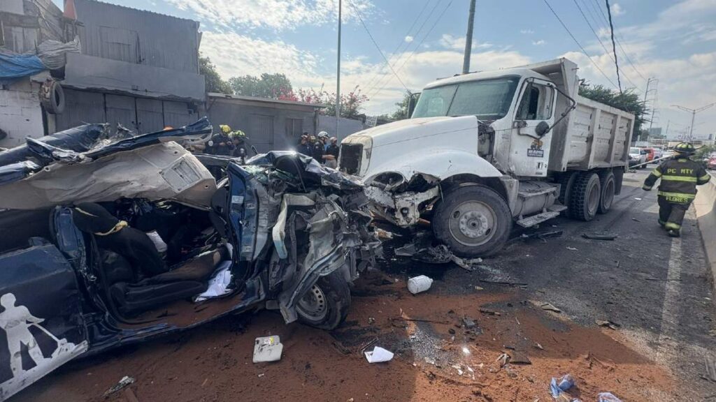 Choque Múltiple en Avenida Morones Prieto: Un Lesionado y Serio Caos Vial en Monterrey