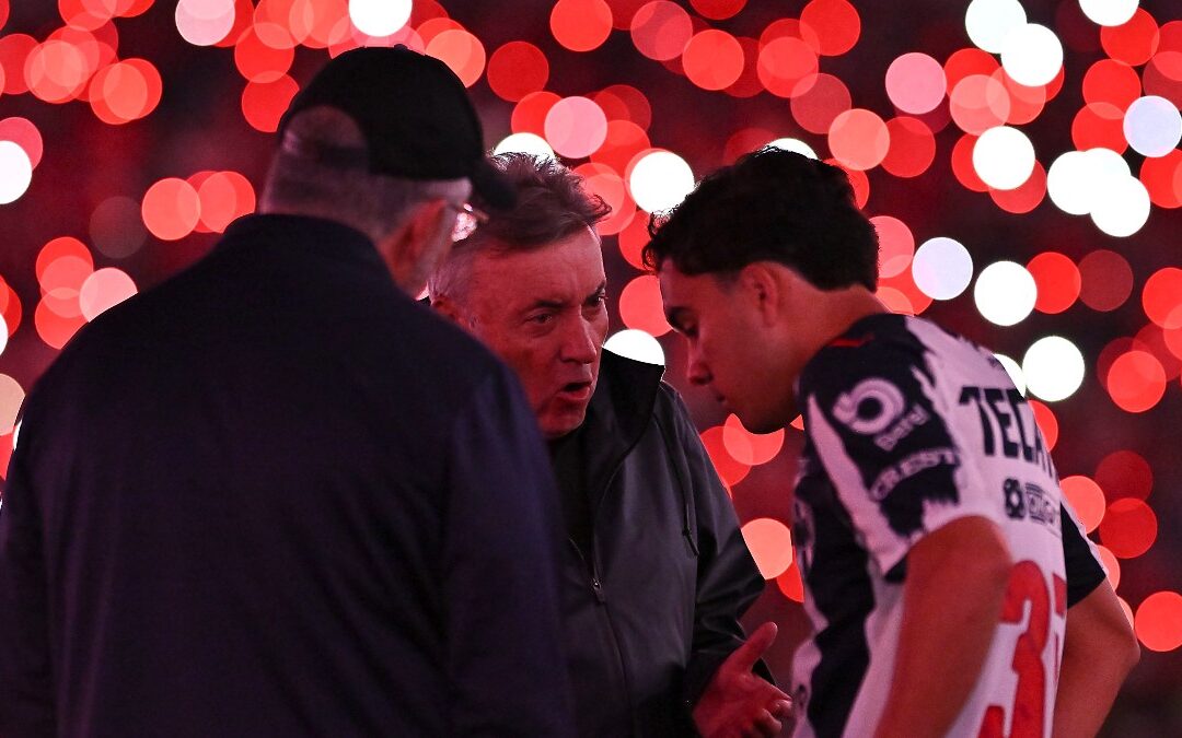 Rayados: Jugador revela detalles sobre la continuidad de Domènec Torrent en el equipo